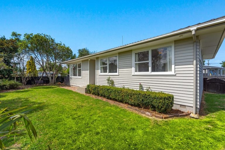 Photo of property in 1/117 Parkhurst Road, Parakai, 0830