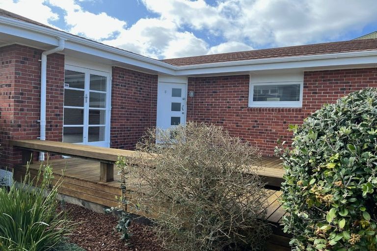 Photo of property in 1/5 Stratford Avenue, Milford, Auckland, 0620