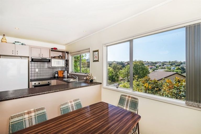 Photo of property in 31 Lingham Crescent, Torbay, Auckland, 0630