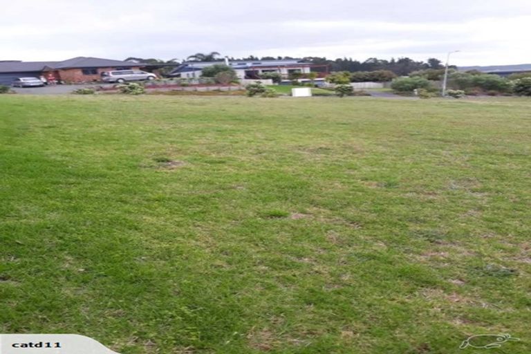 Photo of property in 10 Marram Place, Mangawhai Heads, Mangawhai, 0505