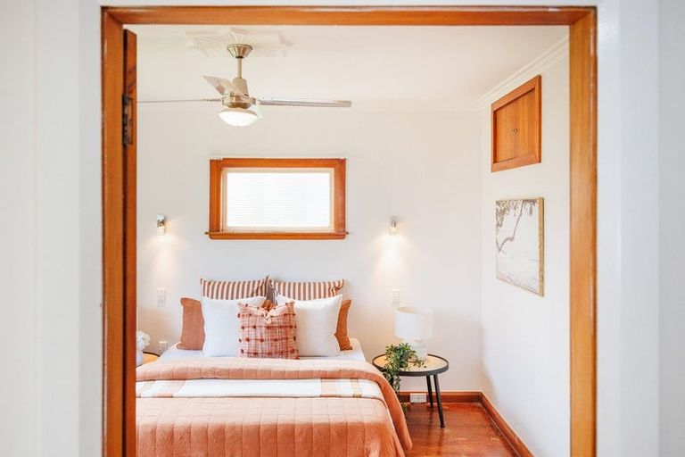 Photo of property in 7 Hobson Place, Takaro, Palmerston North, 4412