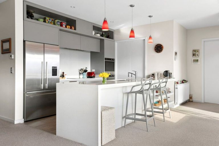 Photo of property in 21 Valley Crescent, Wanaka, 9305