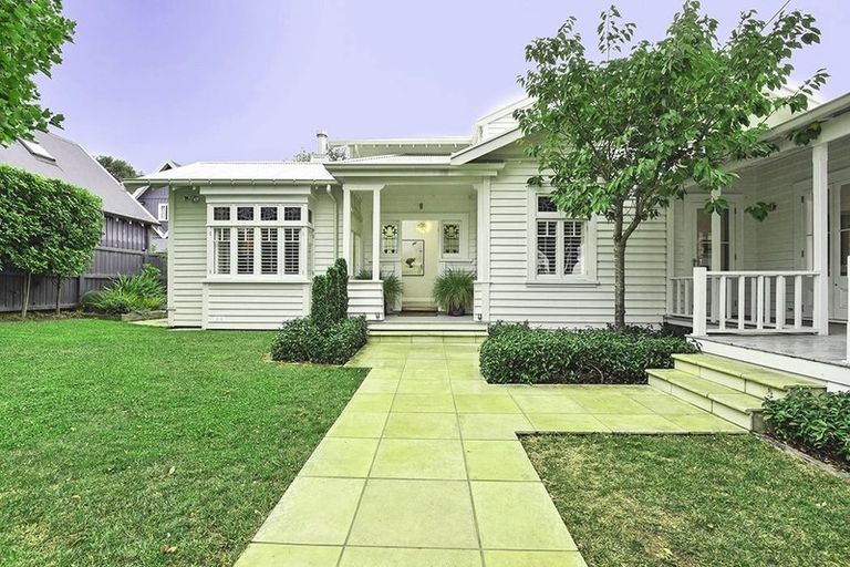 Photo of property in 6 Takutai Street, Parnell, Auckland, 1052