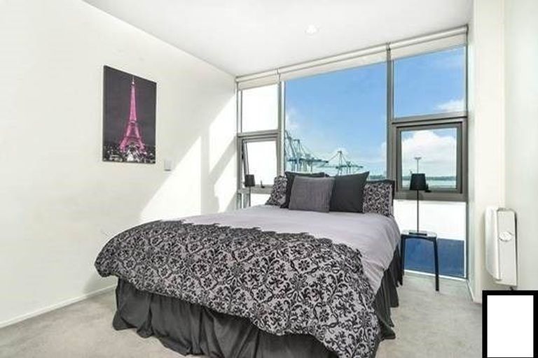 Photo of property in Scene Three Apartments, 602/30 Beach Road, Auckland Central, Auckland, 1010