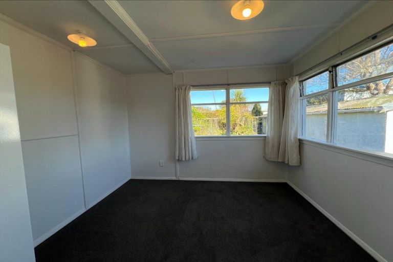 Photo of property in 11 Nikau Street, Tawhero, Whanganui, 4501