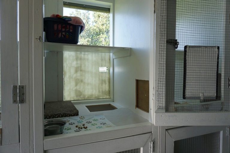 Photo of property in 16 Dewe Terrace, Foxton Beach, Foxton, 4815