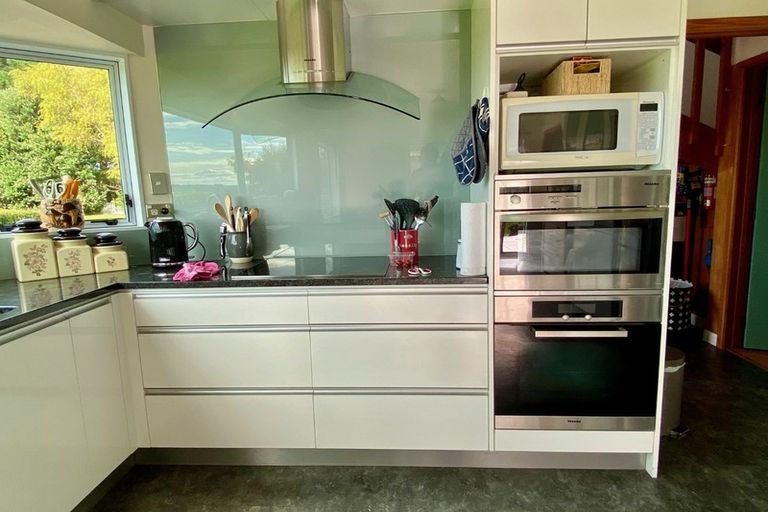 Photo of property in 563 Mangaone Road, Halcombe, Feilding, 4779