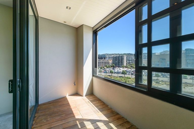 Photo of property in Chaffers Dock, 302/22 Herd Street, Te Aro, Wellington, 6011