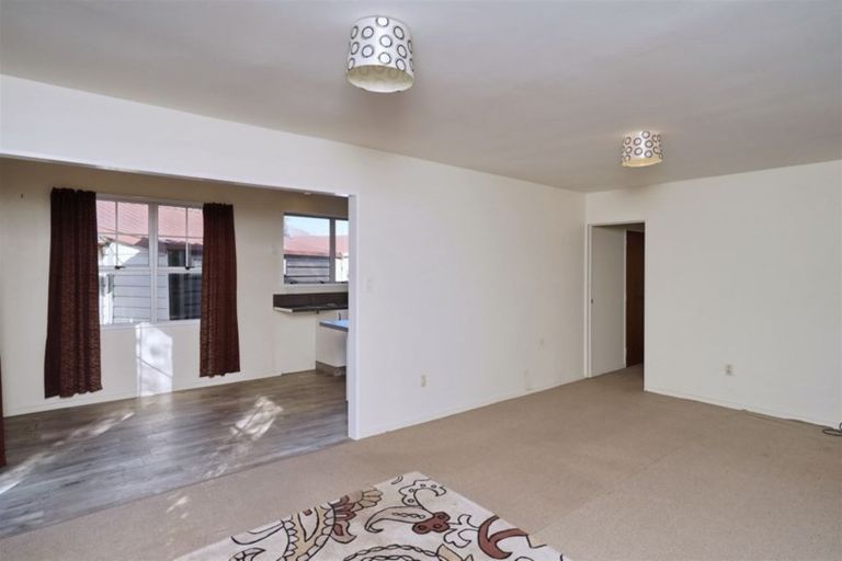 Photo of property in 32 Portman Street, Woolston, Christchurch, 8062