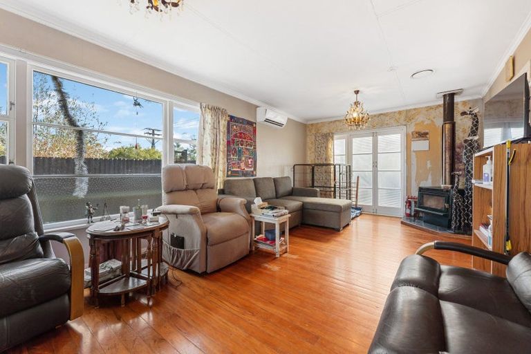 Photo of property in 78 Tararua Road, Levin, 5571