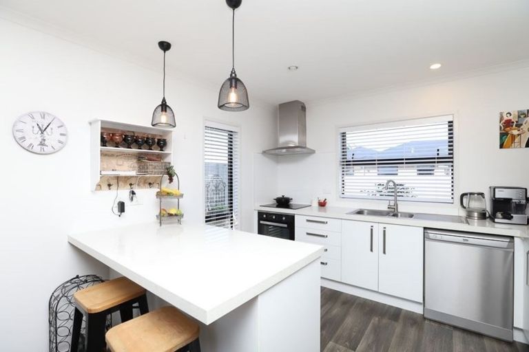 Photo of property in 8/11 Errol Close, Burbush, Hamilton, 3288