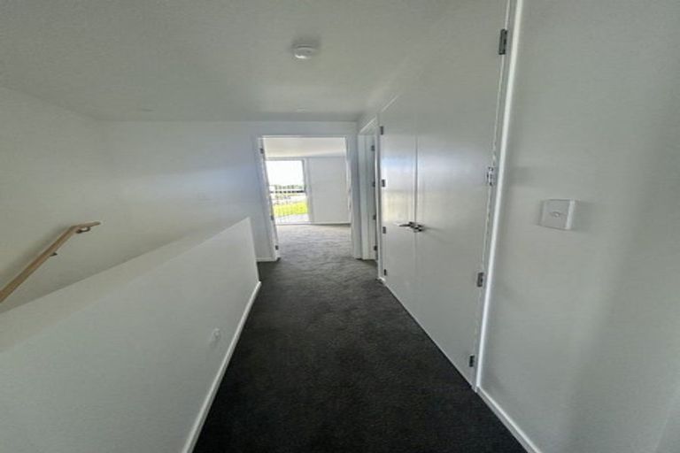 Photo of property in 15 Tiraumea Drive, Pakuranga, Auckland, 2010