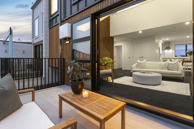 Photo of property in 24 Alexander Willis Crescent, Hobsonville, Auckland, 0616