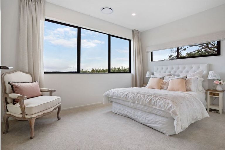 Photo of property in 1 Ocean Breeze Avenue, Hobsonville, Auckland, 0616