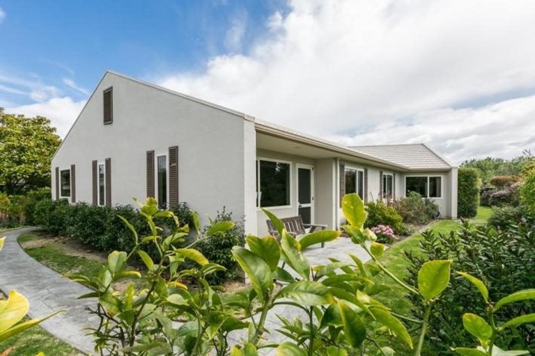 Photo of property in 22 Kensington Drive, Taradale, Napier, 4112