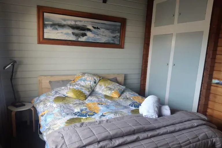 Photo of property in 17 Howe Street, New Brighton, Christchurch, 8083