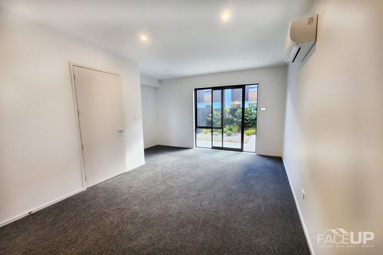 Photo of property in 10 Arvo Lane, Hobsonville, Auckland, 0616