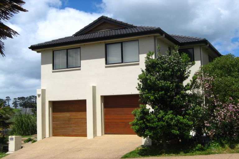 Photo of property in 9 Trimaran Drive, Gulf Harbour, Whangaparaoa, 0930