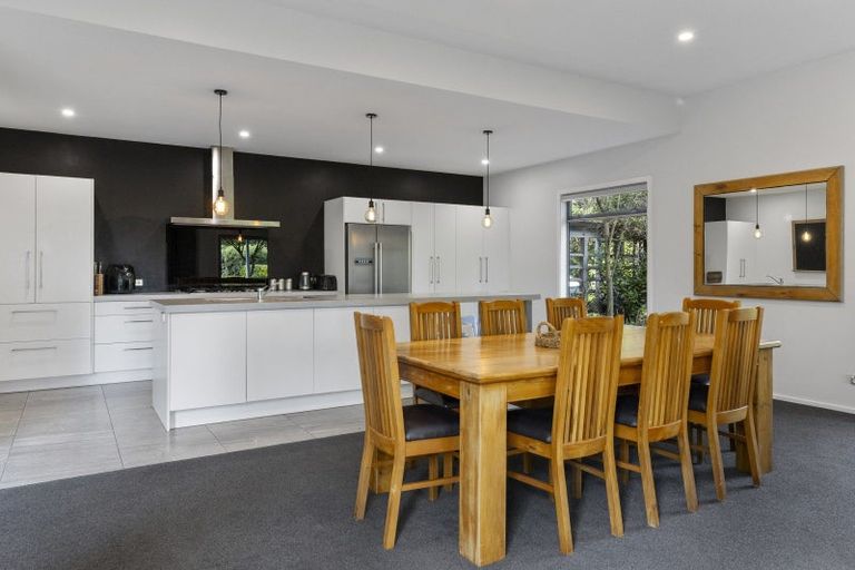 Photo of property in 60 Dalmore Way, Acacia Bay, Taupo, 3385
