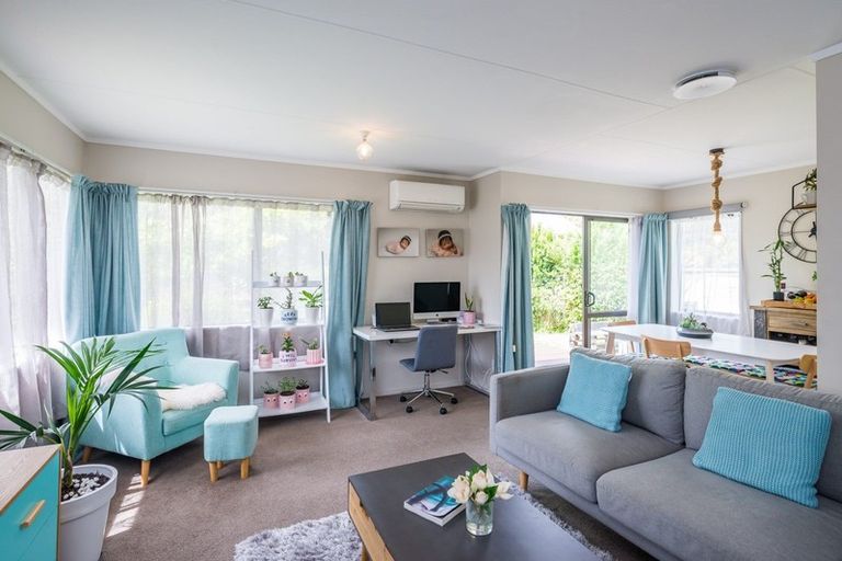 Photo of property in 52a Hinemoa Street, Paraparaumu, 5032