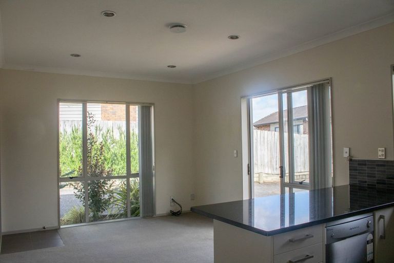 Photo of property in 108 San Marino Drive West, Henderson, Auckland, 0612