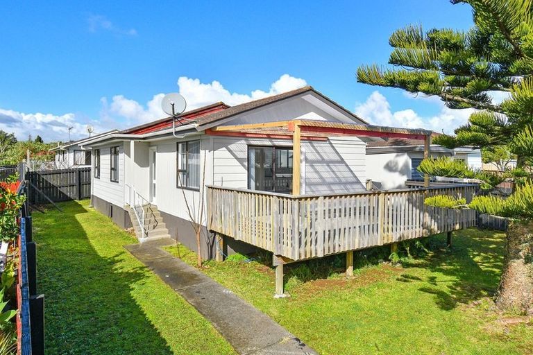 Photo of property in 2/1 Coombe Avenue, Otara, Auckland, 2023