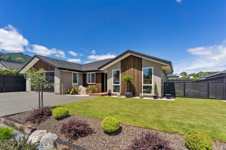 Photo of property in 28 Hart Road, Richmond, 7020