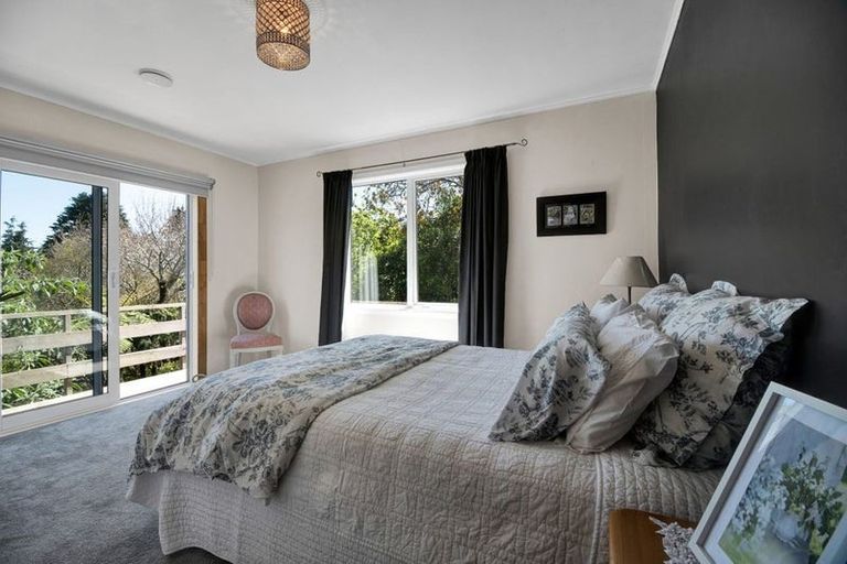 Photo of property in 162 Seaview Road, Westown, New Plymouth, 4310