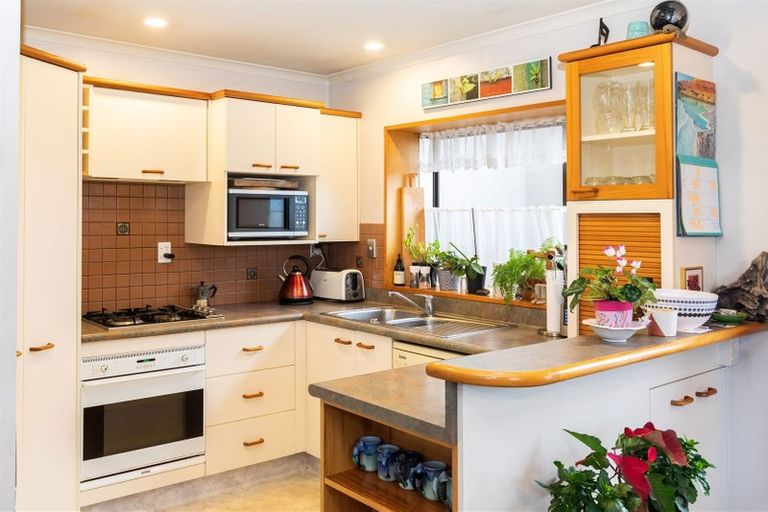 Photo of property in 27 Stillwater Avenue, Burwood, Christchurch, 8083