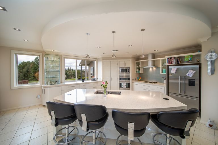 Photo of property in 60 Gilligans Gully Road, Alexandra, 9320