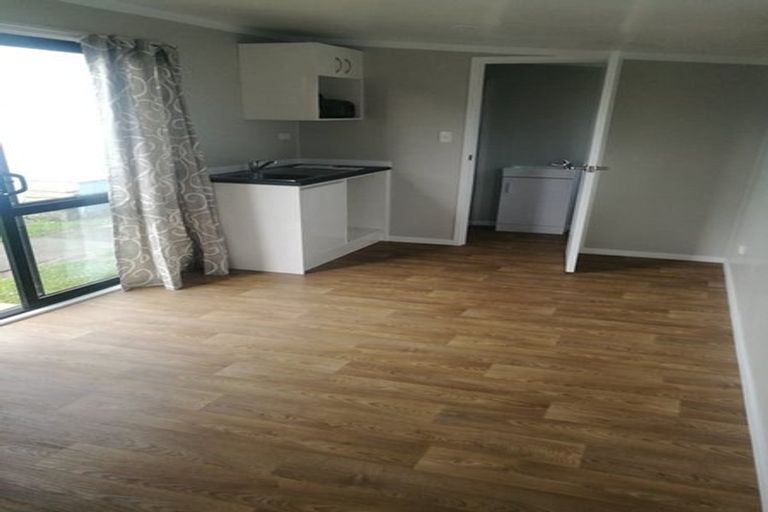 Photo of property in 16 Abbott Street, Te Hapara, Gisborne, 4010