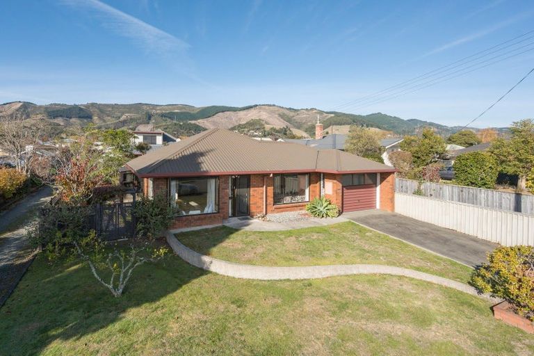 Photo of property in 20 Edward Street, Richmond, 7020