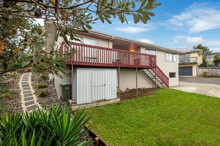 Photo of property in 1/301 Sunset Road, Sunnynook, Auckland, 0632