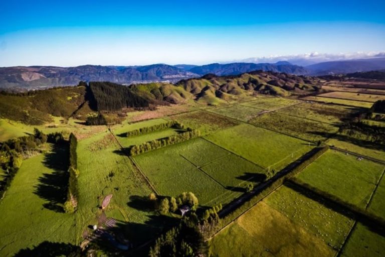 Photo of property in 401 Katherine Mansfield Drive, Blue Mountains, Upper Hutt, 5371