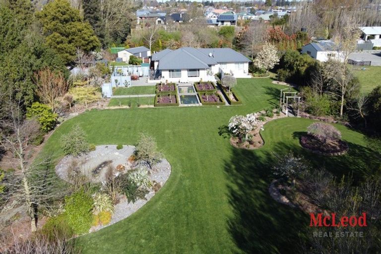 Photo of property in 18 Hollands Road, Tinwald, Ashburton, 7771