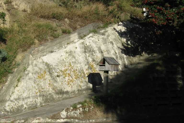 Photo of property in 23 Robieson Street, Roseneath, Wellington, 6011