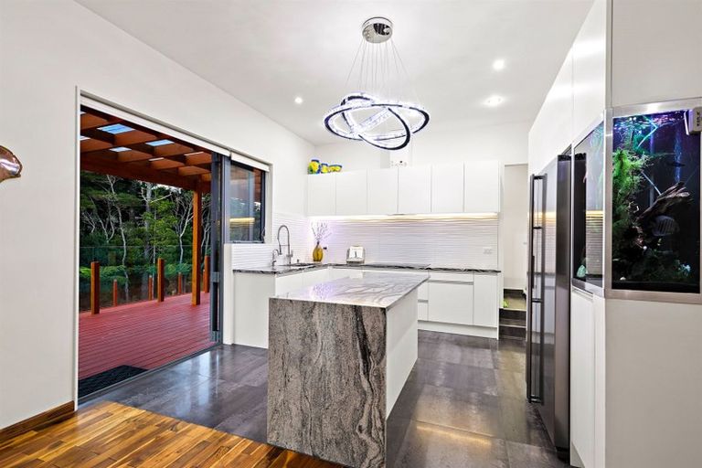 Photo of property in 16 Hobson Heights Road, Lucas Heights, Auckland, 0632