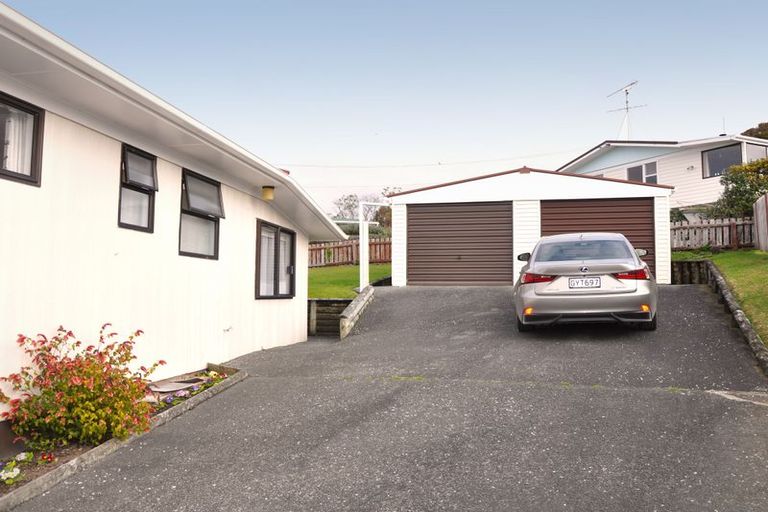 Photo of property in 61 Barrier View Road, Leigh, 0985