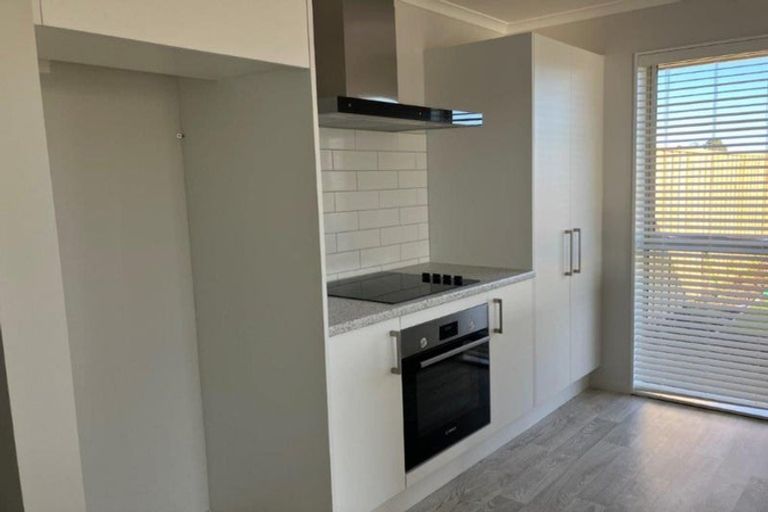 Photo of property in 120 Broadway Parade, Rolleston, 7615