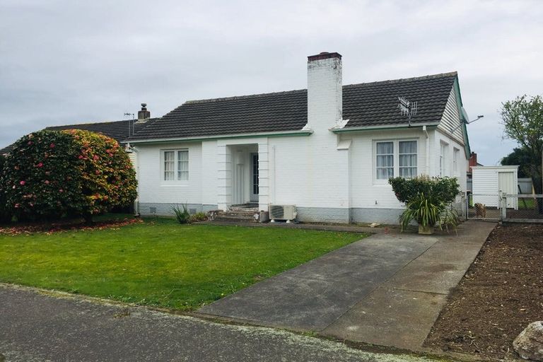 Photo of property in 30 Ihle Street, Terrace End, Palmerston North, 4410
