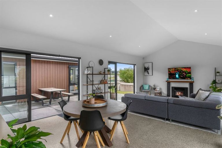 Photo of property in 23 Northcoast Place, Mangawhai Heads, Mangawhai, 0505