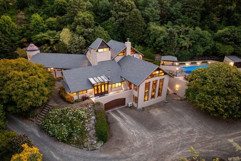 Photo of property in 245 Ngatiawa Road, Reikorangi, Waikanae, 5391