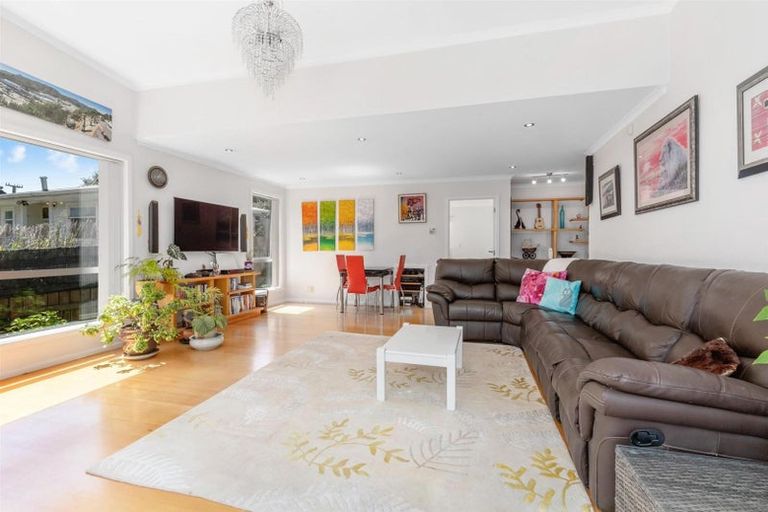 Photo of property in 12 Anthony Street, Tawa, Wellington, 5028