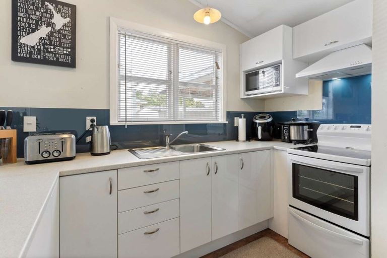 Photo of property in 92a Kuripuni Street, Kuripuni, Masterton, 5810