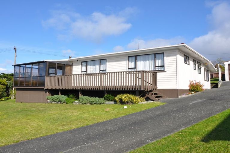 Photo of property in 61 Barrier View Road, Leigh, 0985