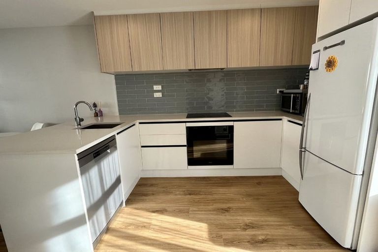 Photo of property in 12 Hinonga Loop, Silverdale, 0932