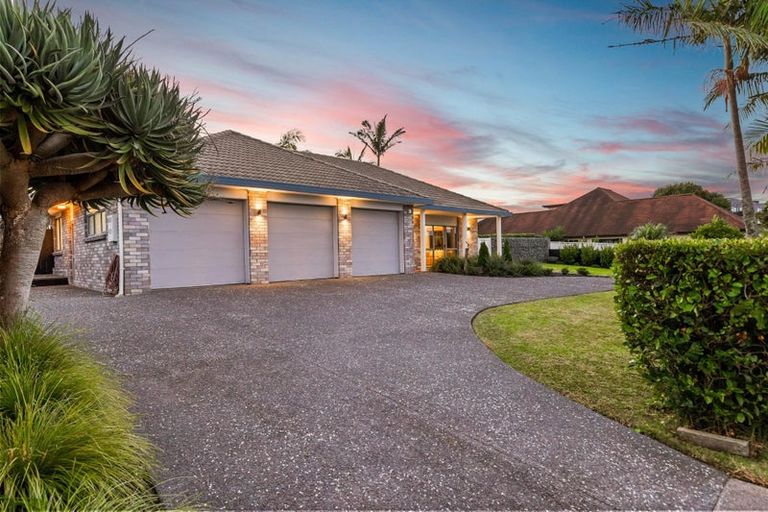 Photo of property in 7 Bannings Way, Hobsonville, Auckland, 0618
