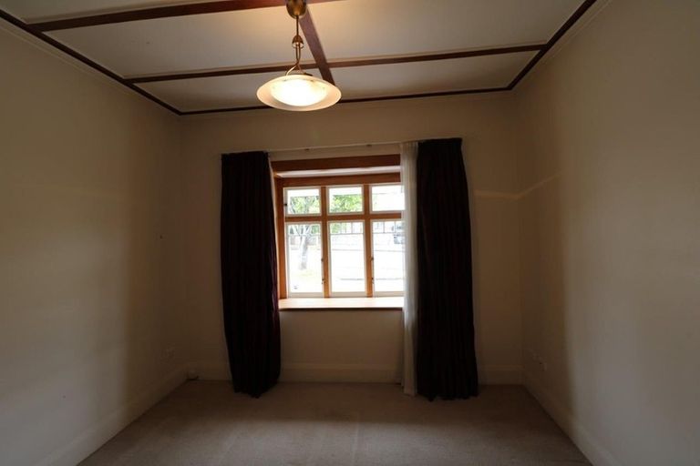 Photo of property in 10 Grey Street, Regent, Whangarei, 0112