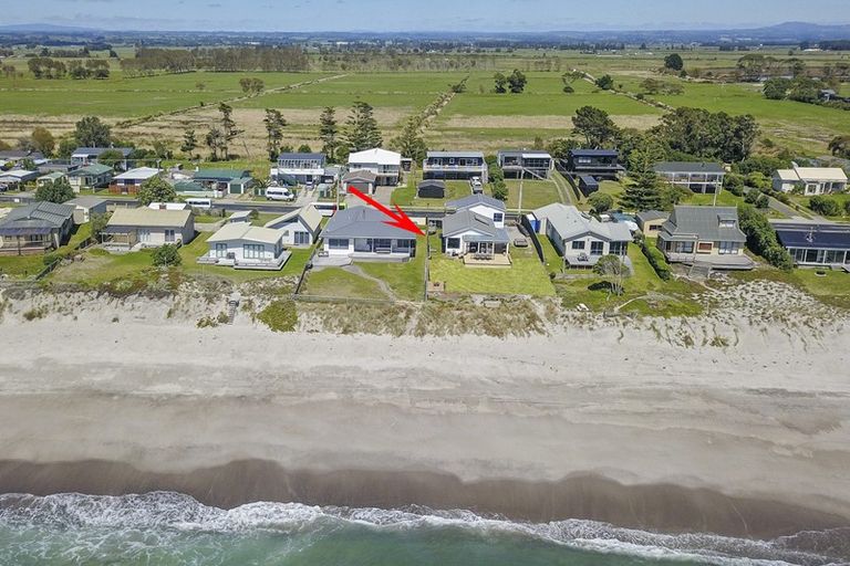 Photo of property in 393 Pukehina Parade, Pukehina, Te Puke, 3189