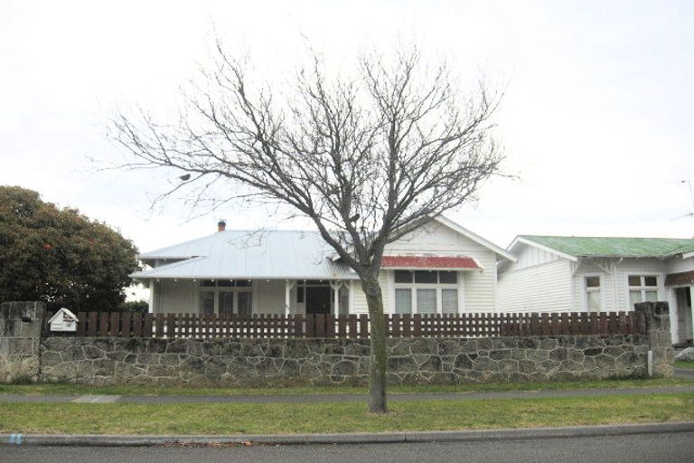 Photo of property in 36 Vigor Brown Street, Napier South, Napier, 4110